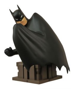 feb168433-stl009982-batman-tas-bust