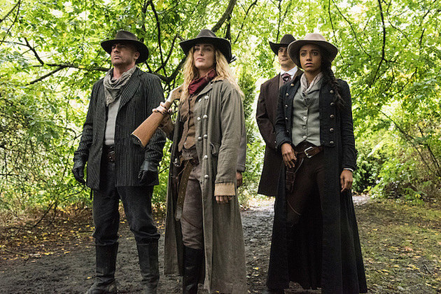 DC's Legends of Tomorrow --"Outlaw Country"-- Image LGN206a_0170.jpg -- Pictured: Dominic Purcell as Mick Rory/Heat Wave, Caity Lotz as Sara Lance/White Canary, Brandon Routh as Ray Palmer/Atom and Maisie Richardson- Sellers as Amaya Jiwe/Vixen -- Photo: Dean Buscher/The CW -- ÃÂ© 2016 The CW Network, LLC. All Rights Reserved.
