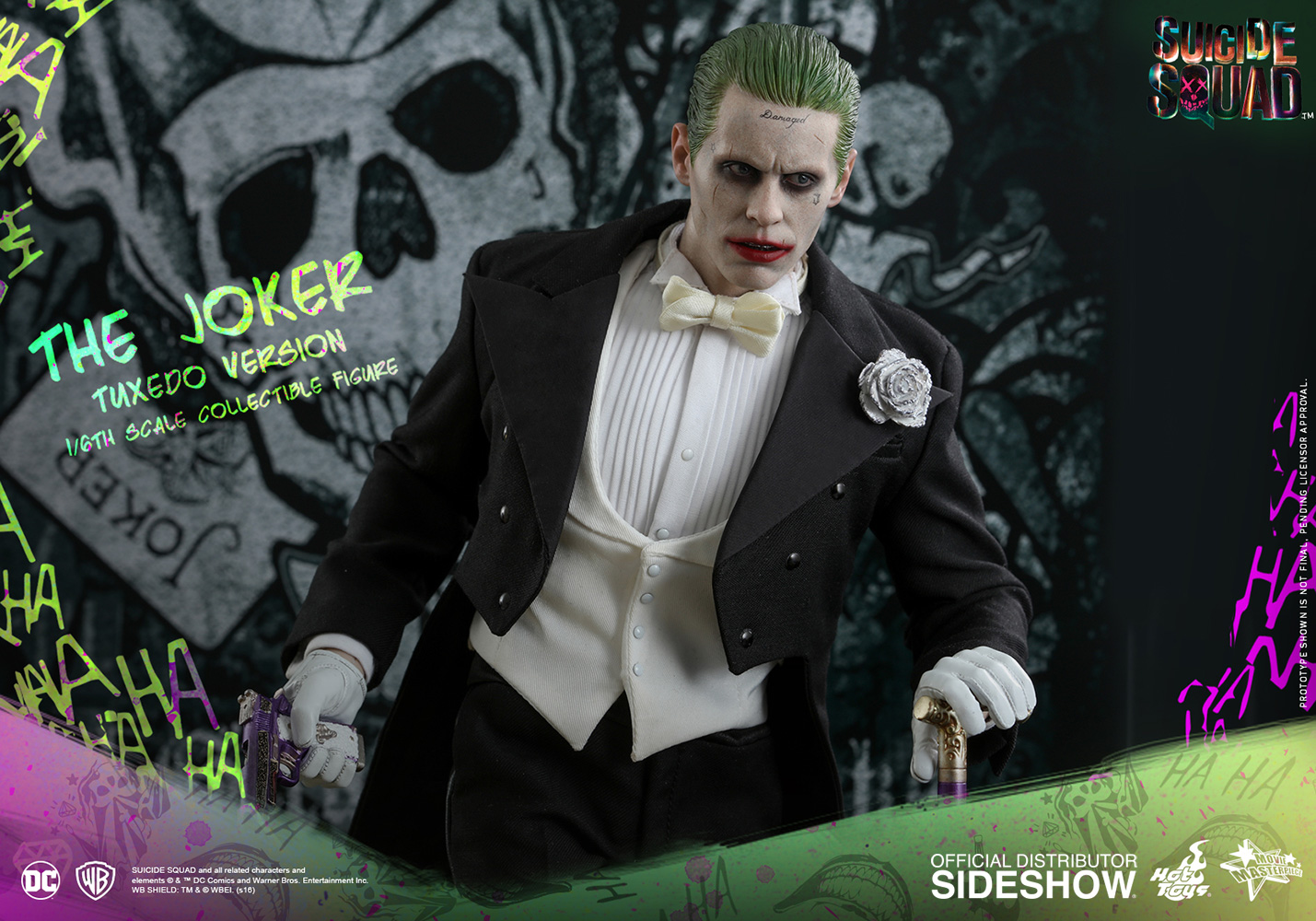 Review and photos of Suicide Squad Tuxedo Joker 1/6th scale action figure