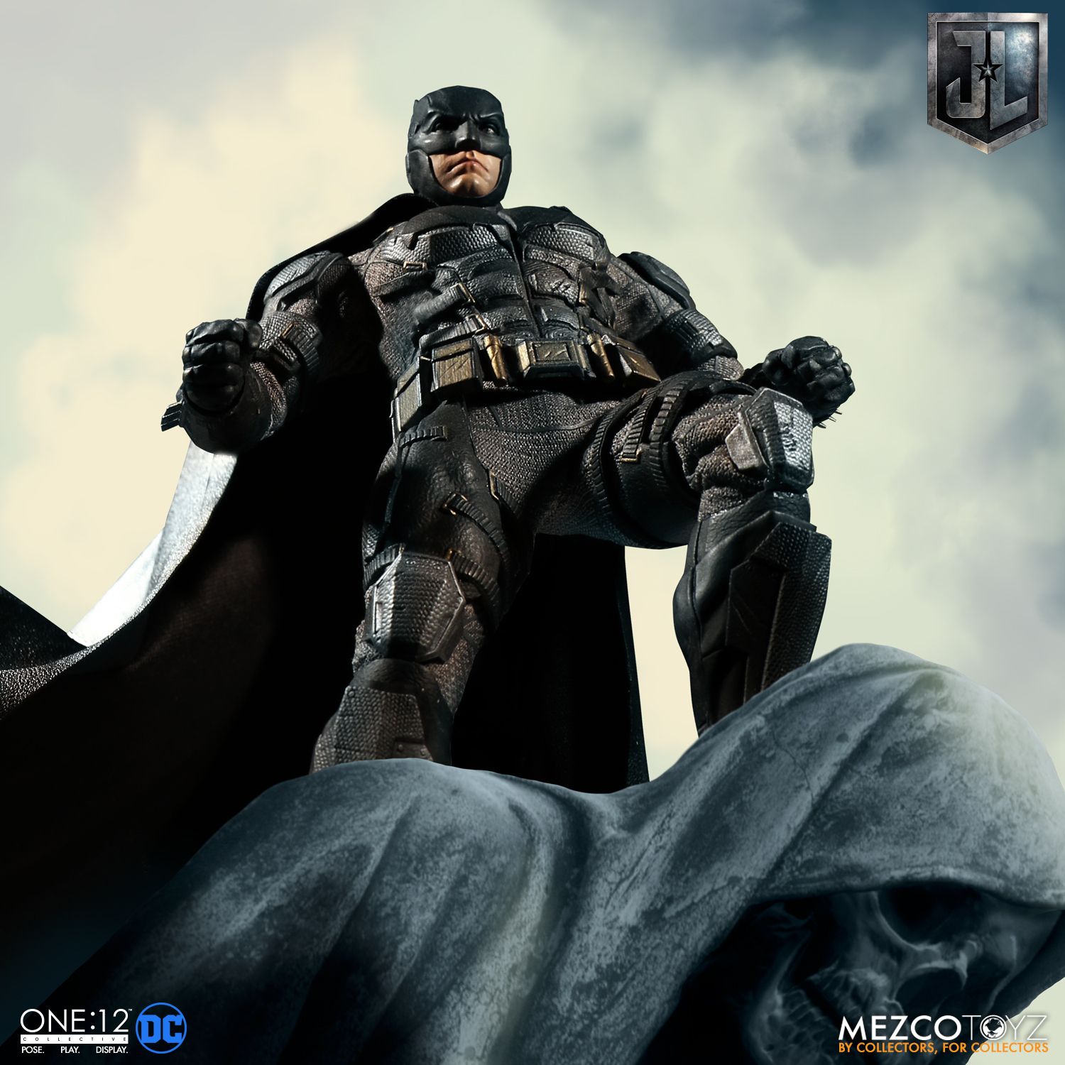 One:12 Collective Tactical Suit Batman Coming Soon - DC Comics News