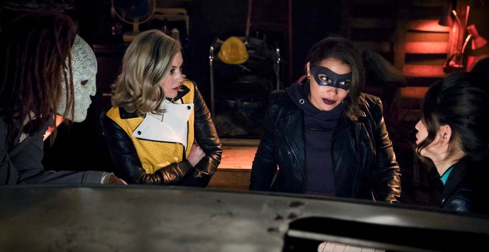 The Flash 5x20 - Weather Witch, Bug-Eyed Bandit and Rag Doll join XS for a heist.